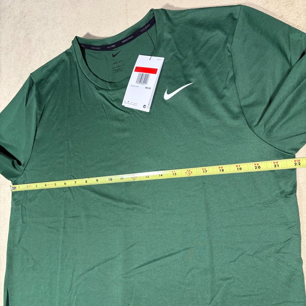 Nike‎ Pro Green L Shirt CU9468-341 - Picture 4 of 5